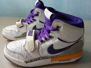 Nike Air Jordan Streetwear Sportswear Sneakers Wanita purple white