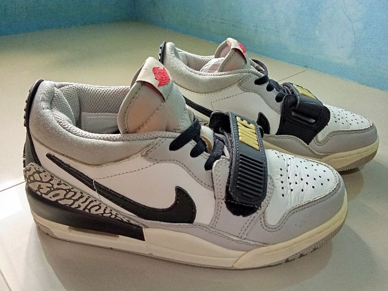 Nike Air Jordan 3 Legacy Low, foto 2