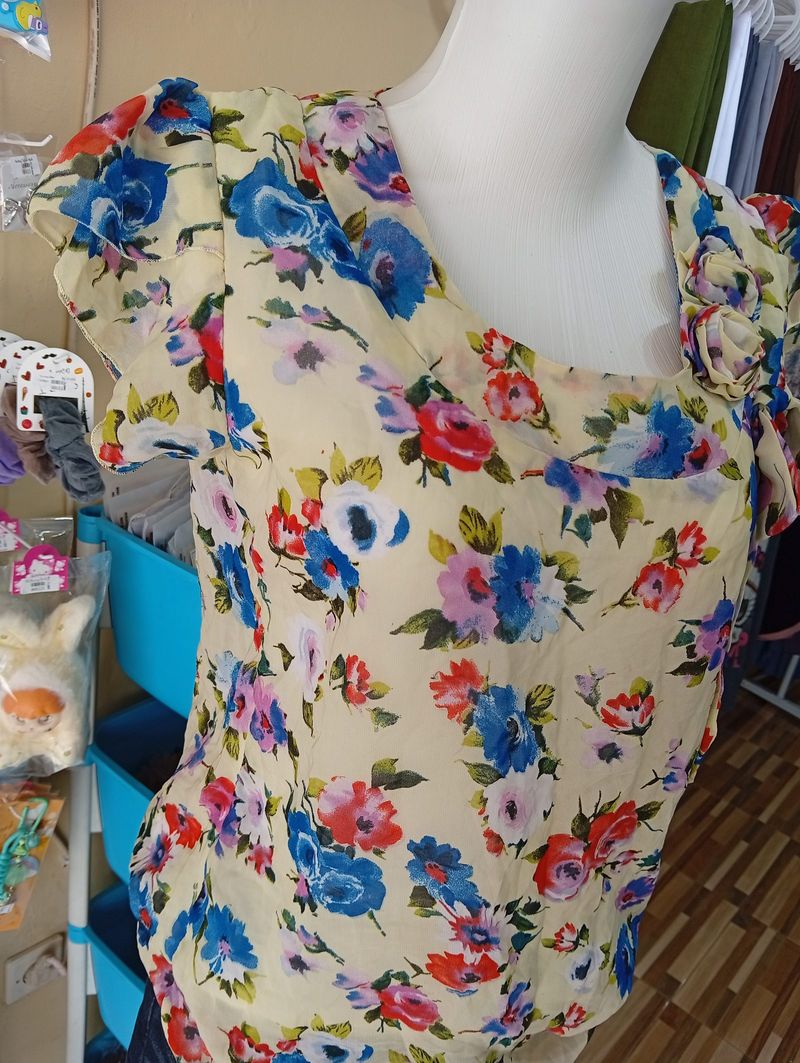 Floral Whimsical Top Thrift, foto 5