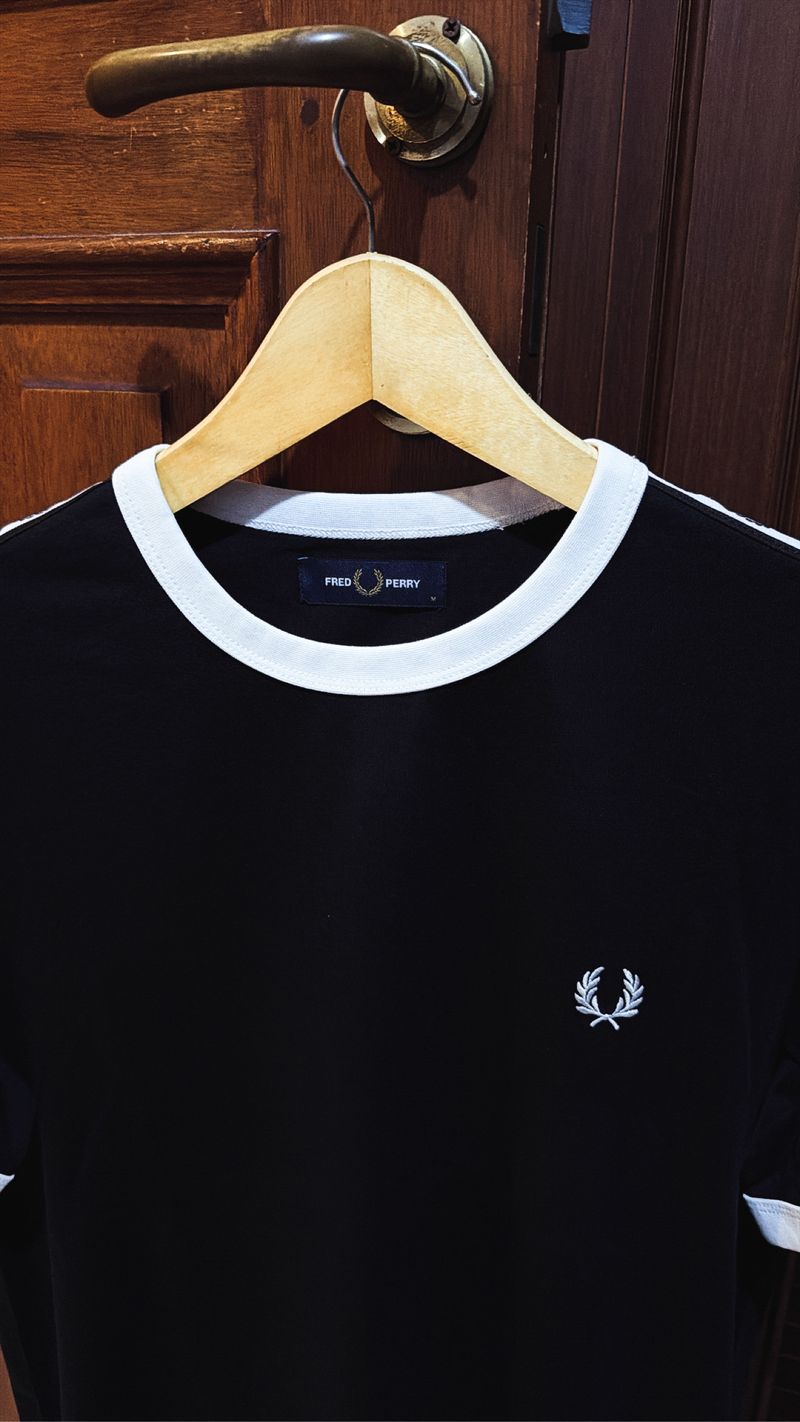 Fred Perry Taped Ringer Black Tshirt size M, foto 2