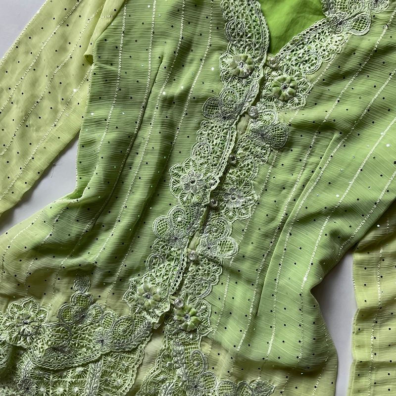 ⭐️Greenie Kebaya Blouse⭐️, foto 4