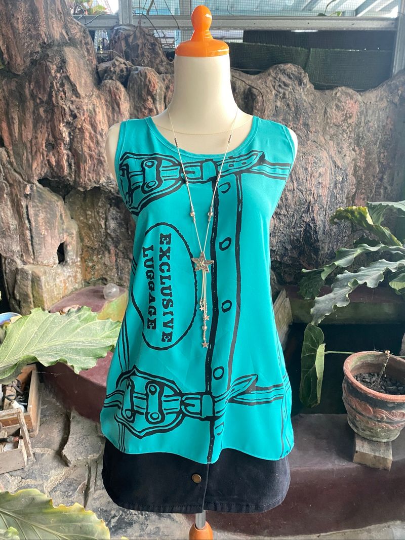 ꨄ︎ Vintage Graphic Sleeveless Blouse ꨄ︎, foto 4