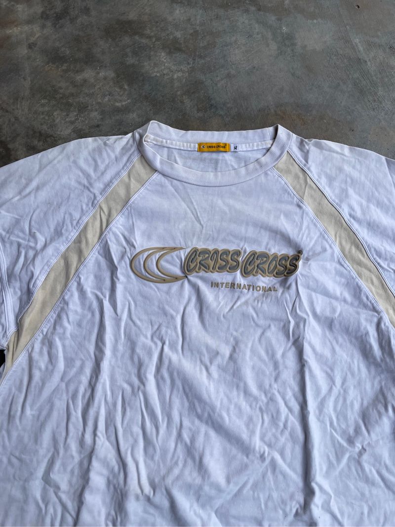 Y2k Tshirt cross, foto 2