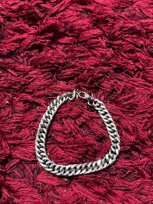 basic bracelet