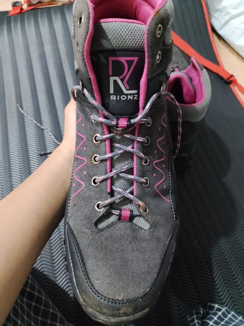sepatu, foto 4
