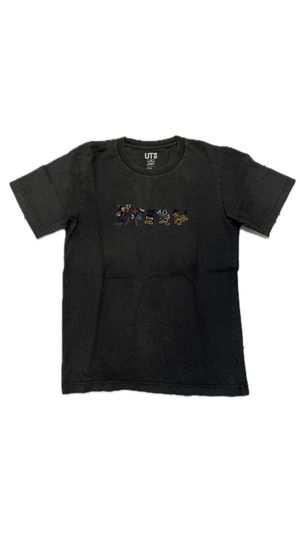 uniqlo kaos disney size S fit to M