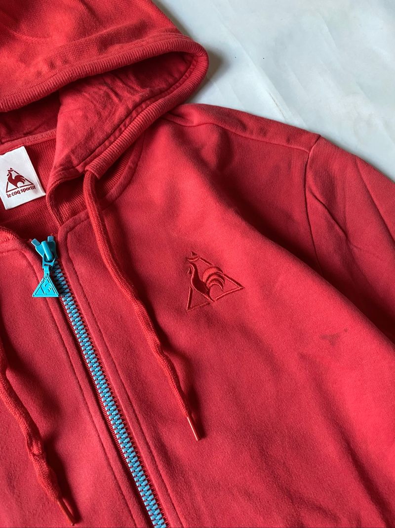 Le Coq Sportif, foto 2