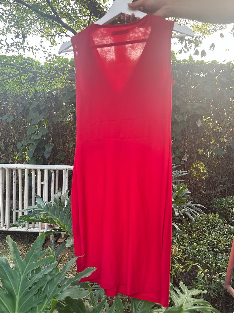 Short Dress Merah, foto 2