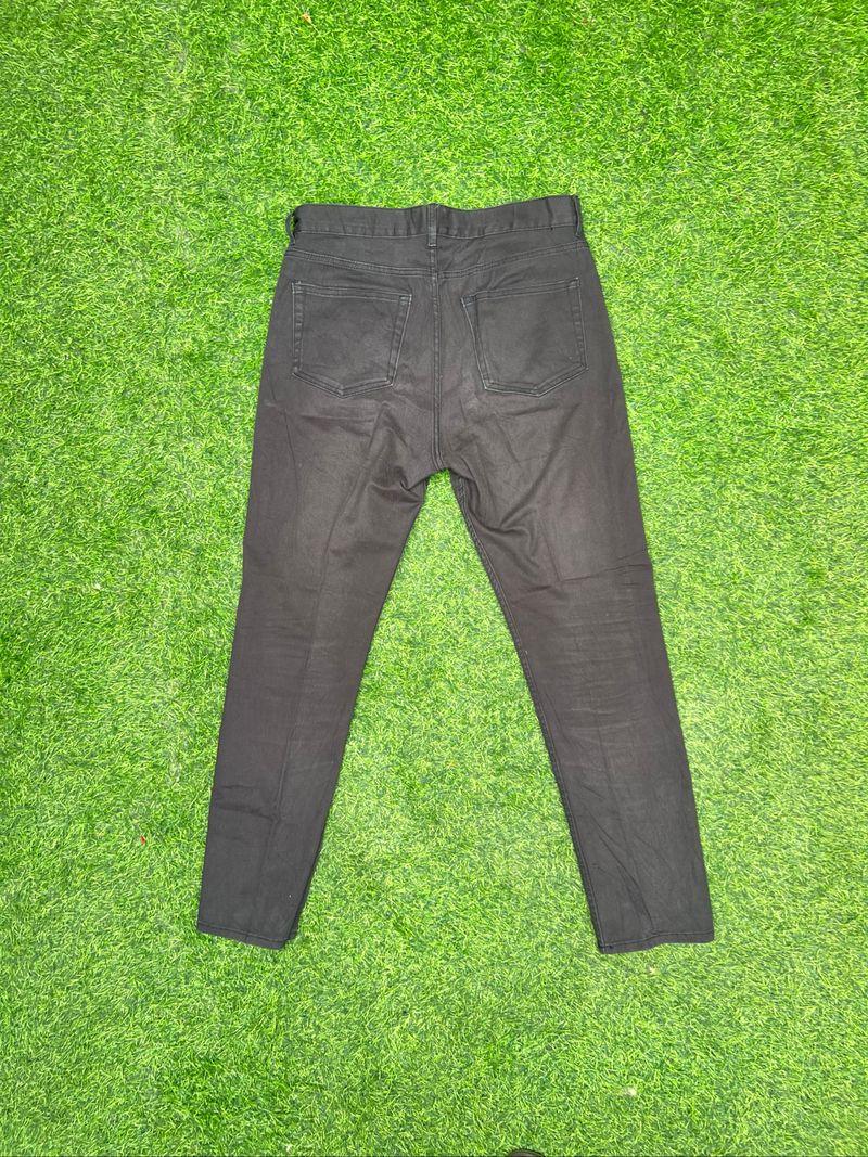 Celana H&M Slimfit Warna Hitam, foto 5