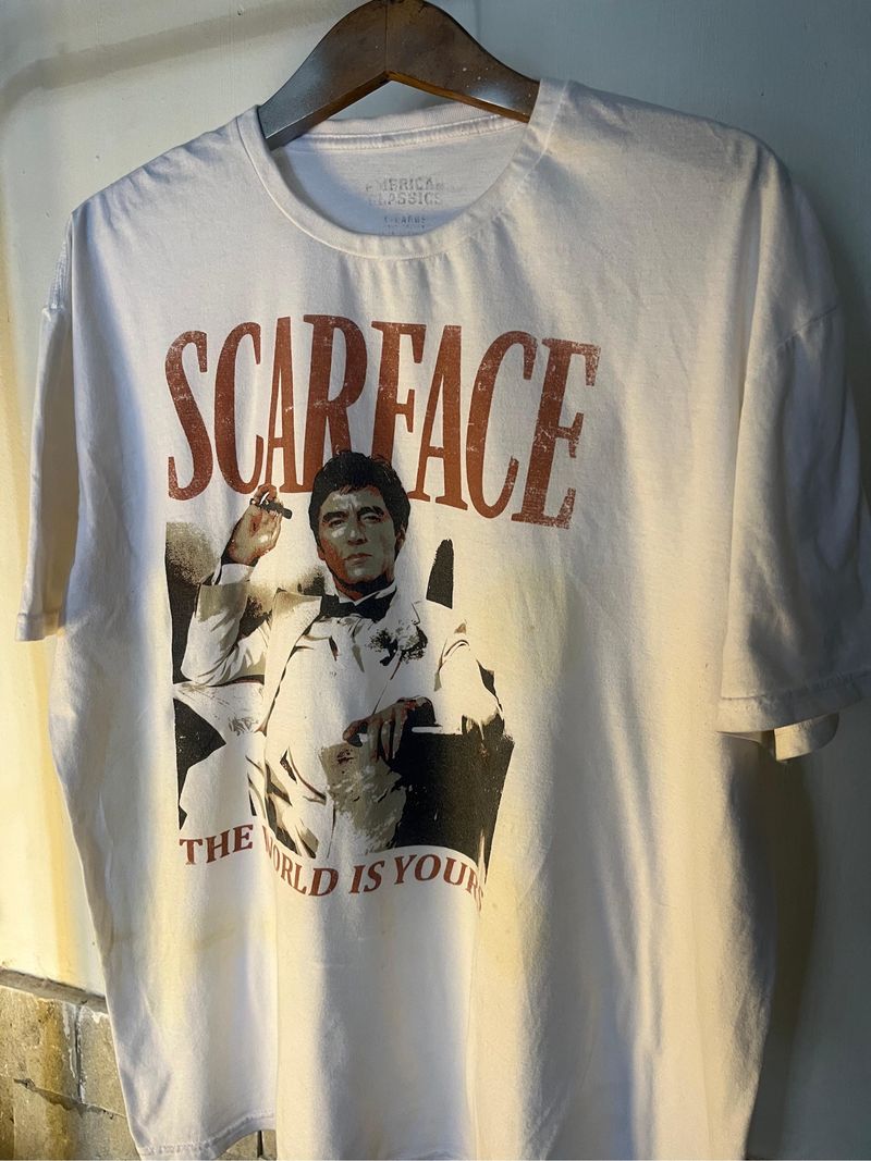 Kaos Film Scarface, foto 2