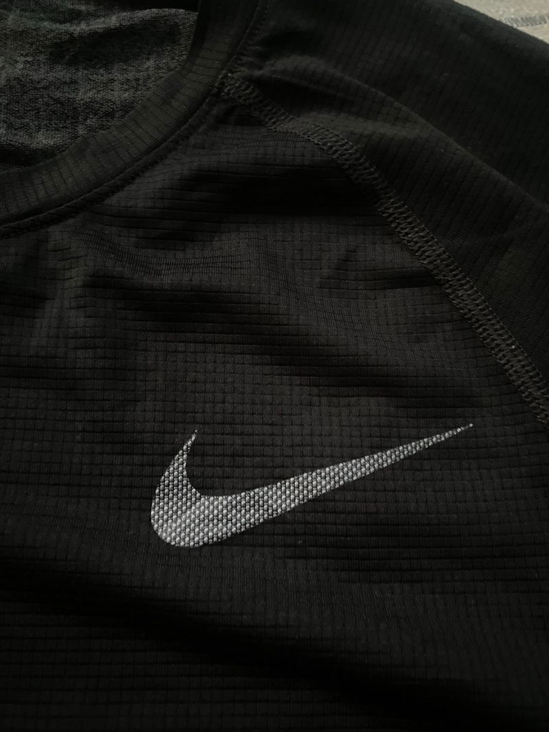 Kaos olahraga nike pro, foto 3