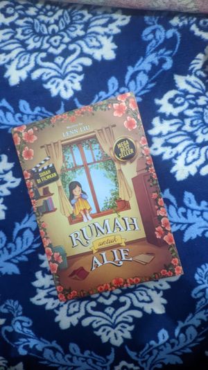 Novel Rumah Untuk Alie