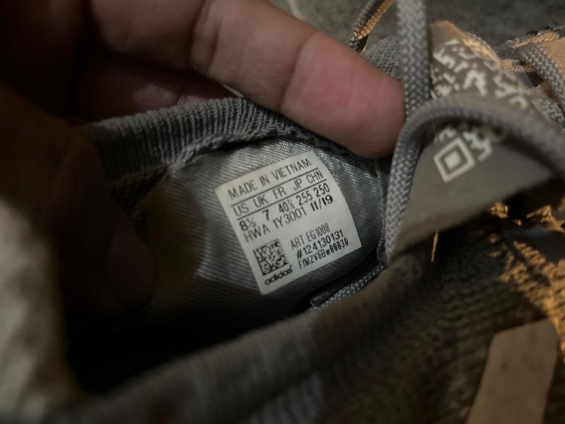 Sepatu Adidas Boost, foto 4