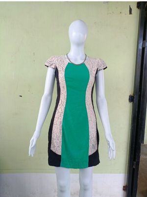 DRESS SEMI BRUKAT MINI MEWAH