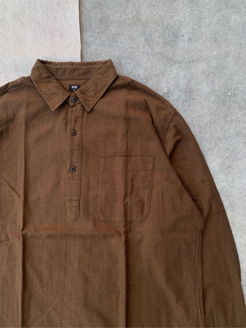 Half button single pocket shirt UNIQLO, foto 2
