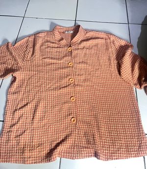 Kemeja two one orange