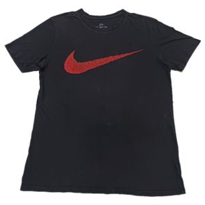 Nike Men's Black T-Shirt