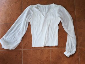 Balloon sleeve top / atasan wanita Lengan tule