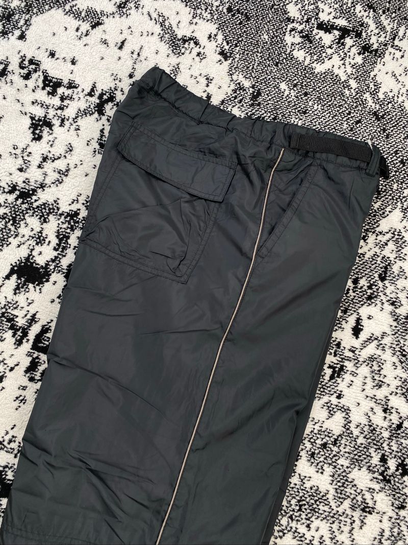 UNIQLO PARACHUTE PANTS, foto 2