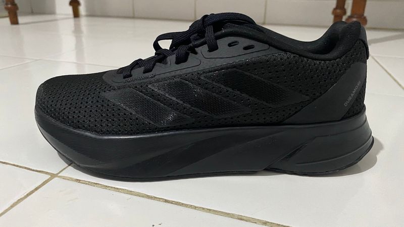 sepatu wanita hitam adidas, foto 5