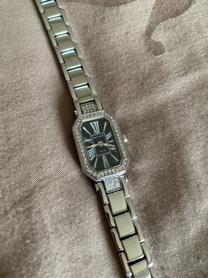 Pierre Cardin “Red Line” women’s watch
