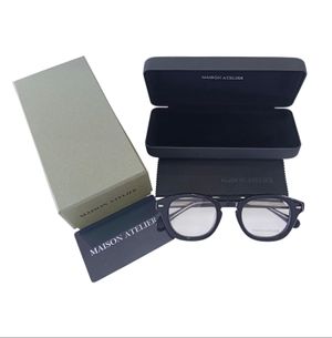 Maison Atelier 341 c.100 Shiny Black