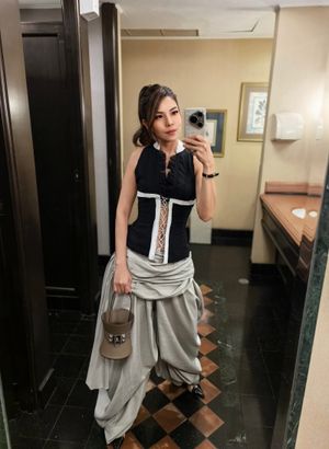 Top vietnam brand sz s . Pants Vietnam brand sz s