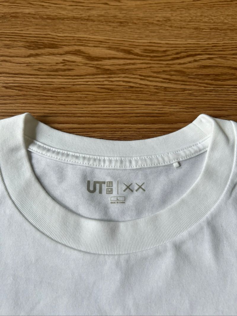 Kaos Uniqlo x Kaws, foto 5