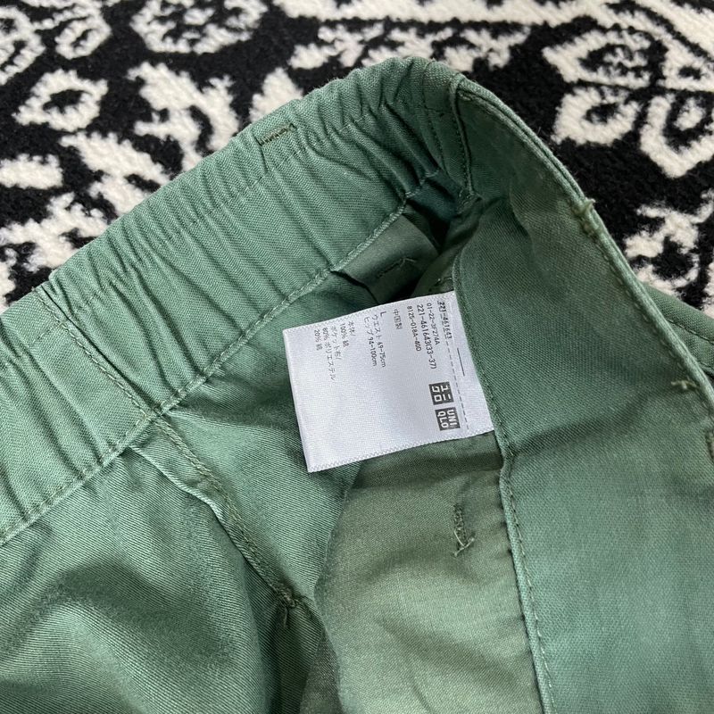 Uniqlo green olive utility Multi-pockets Cargo pants, foto 3