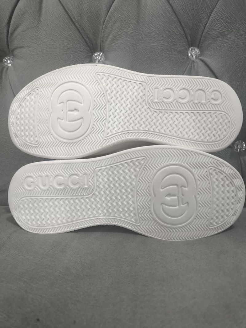 Gucci GG Embossed Leather Chunky Sneakers, foto 6