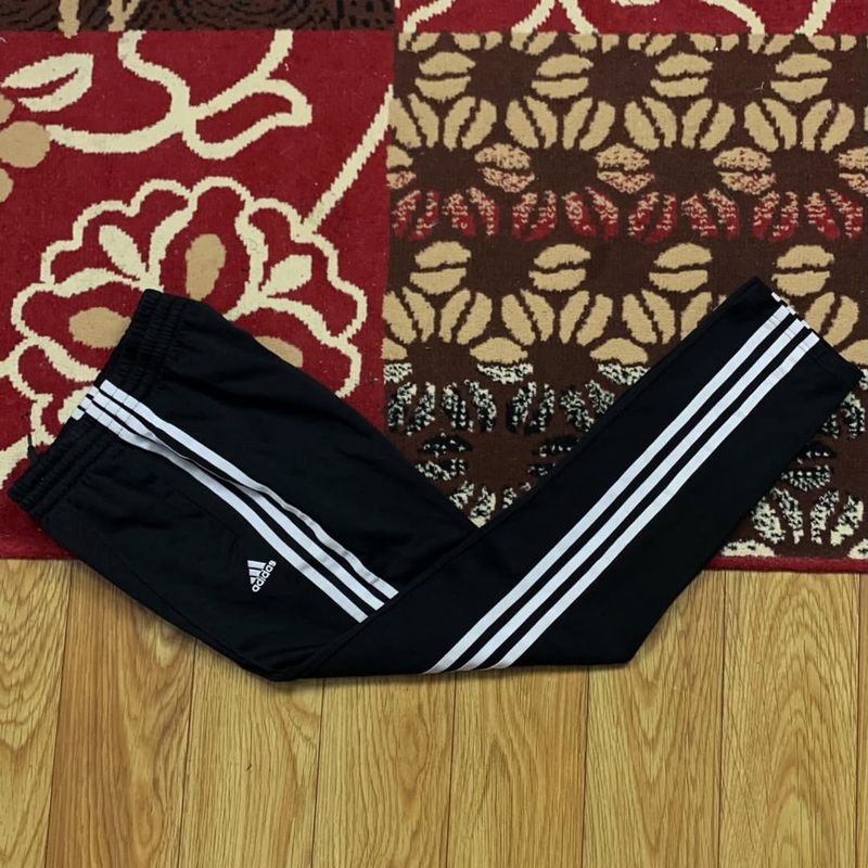 Item(s): ADIDAS ESSENTIALS TRACKPANTS, foto 2