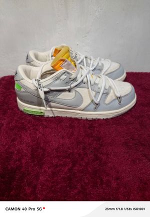 SB Dunk low collab Off-White " Lot 02 of 50".
