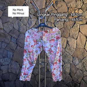 Preloved (Personal Used) Celana Panjang Bunga