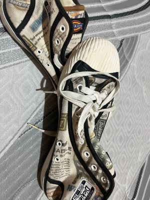 SEPATU DICKIES