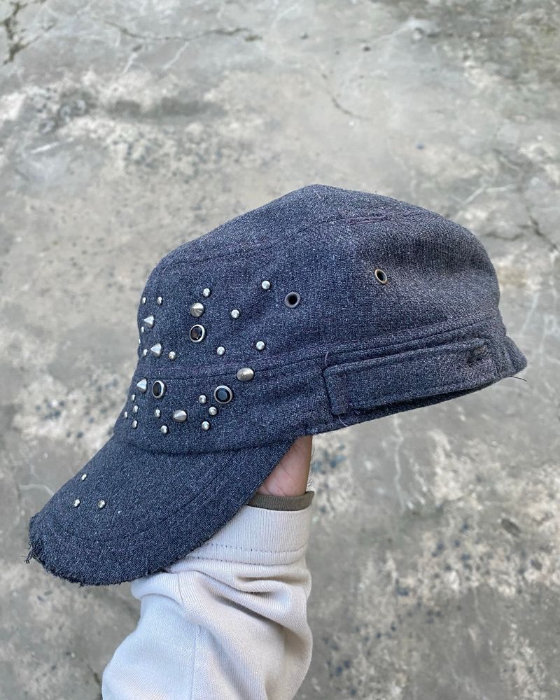Y2K Distressed Studded Wool Army Cap, foto 3