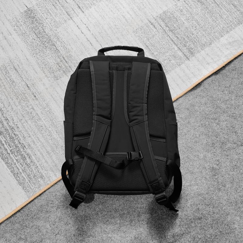 Uniqlo Functional Backpack Tas Ransel Punggung Bag, foto 5
