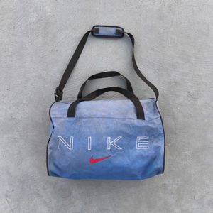 Tas Duffle Nike Vintage