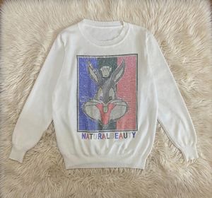 Crewneck Rajut Vintage Bugs Bunny Natural Beauty Sweater