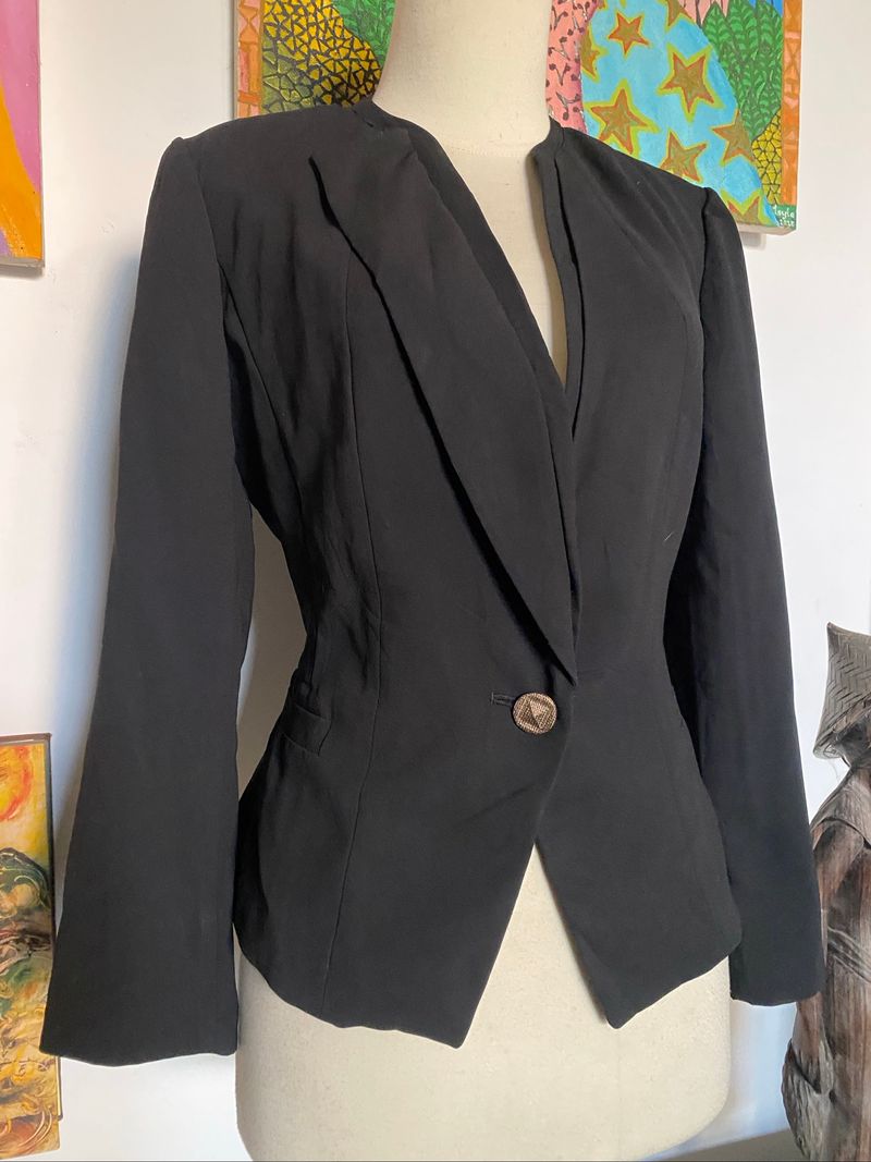 Blazer Outwear Hitam, foto 3
