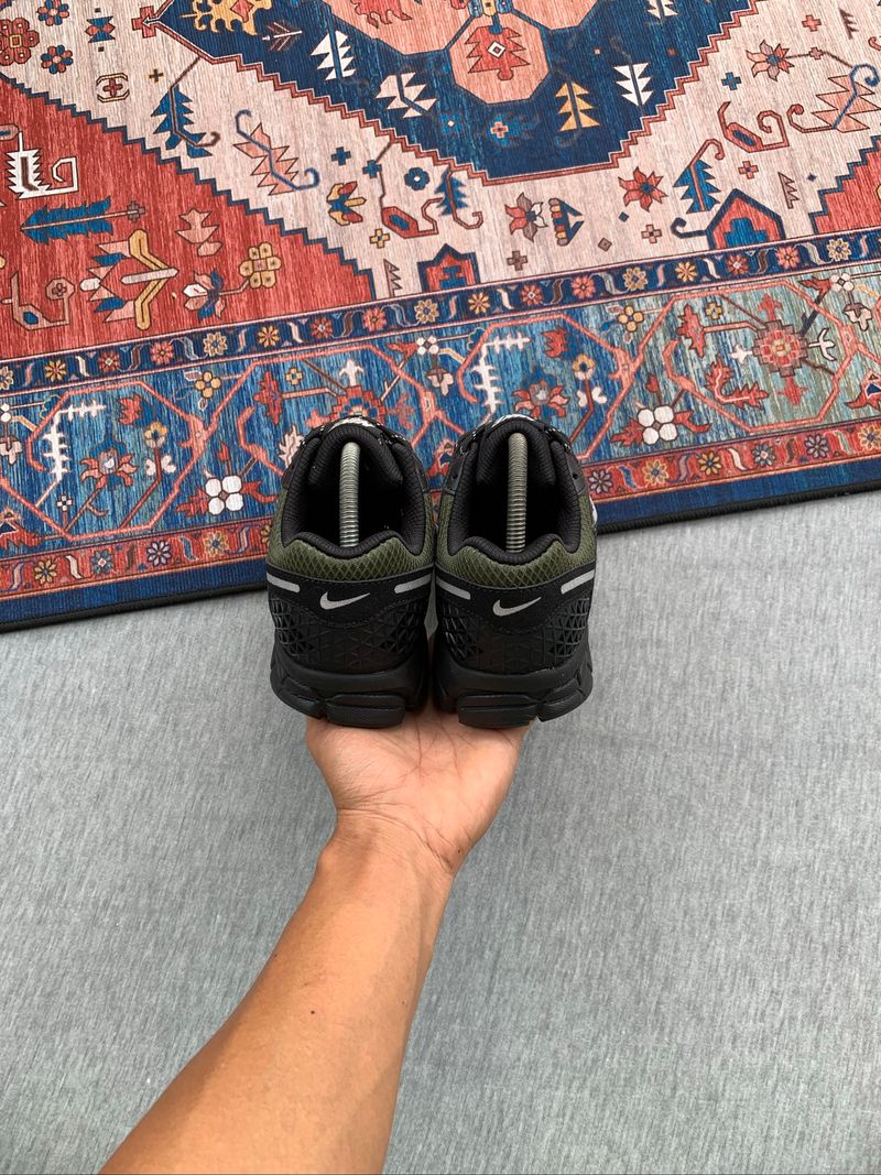 Nike Zoom Vomero 5 Black Sequoià, foto 4