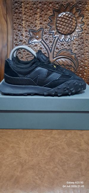 Sepatu New Balance XC-72 'Triple Black'