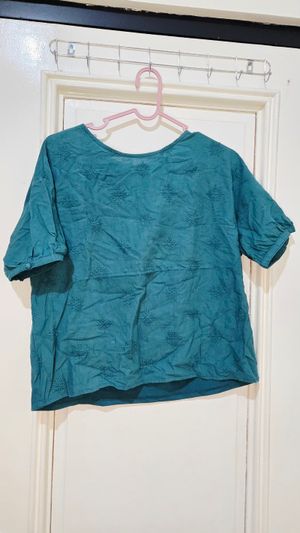 Blouse wanita