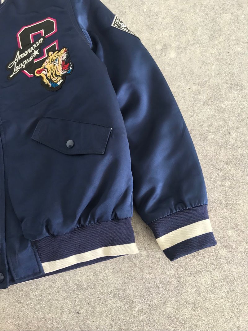 Berskha Varsity Jacket, foto 4