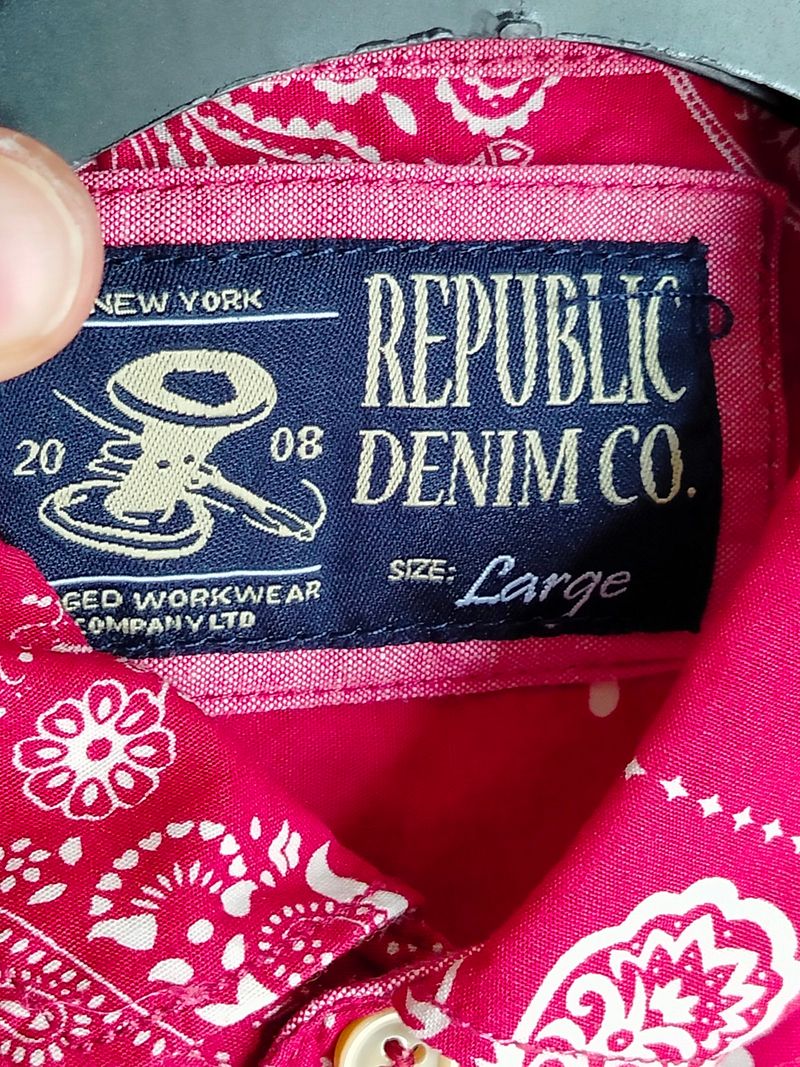 kemeja pria batik republic denim co SIZE L, foto 4