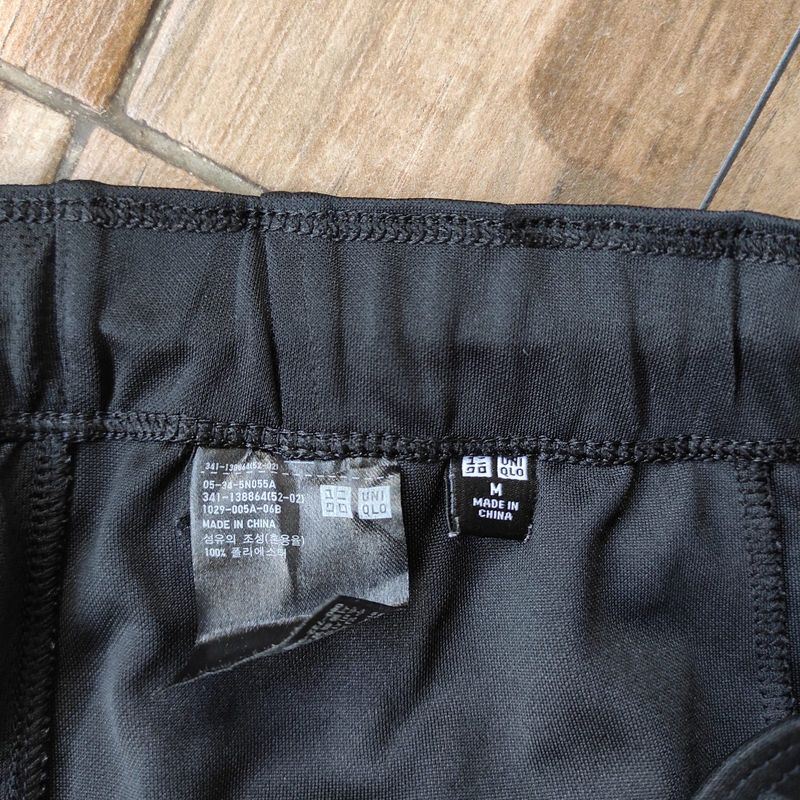 Celana pendek uniqlo running / lari size M, foto 4