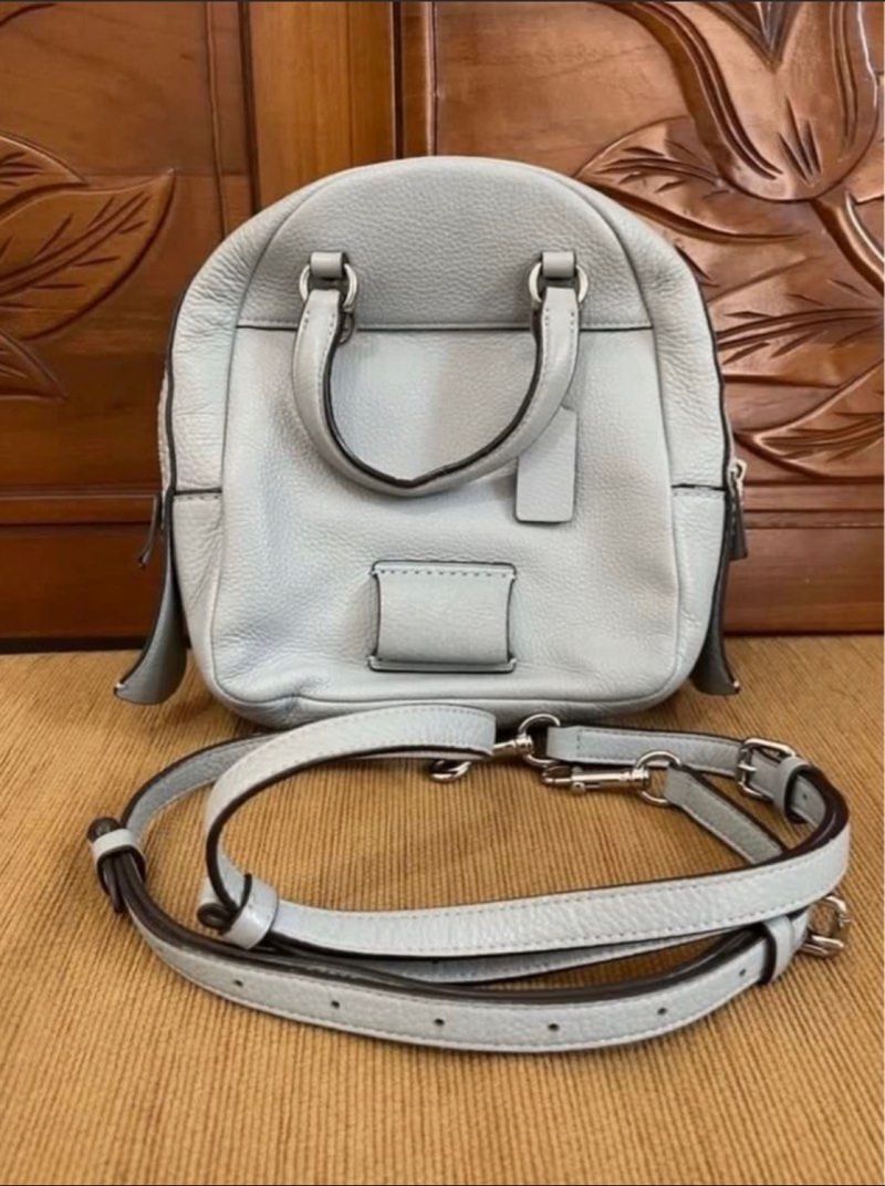 Coach Blue, foto 2