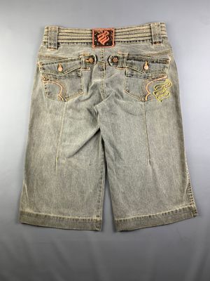2000s RocaWear Gray Embroidered Baggy Capri Jorts (29)