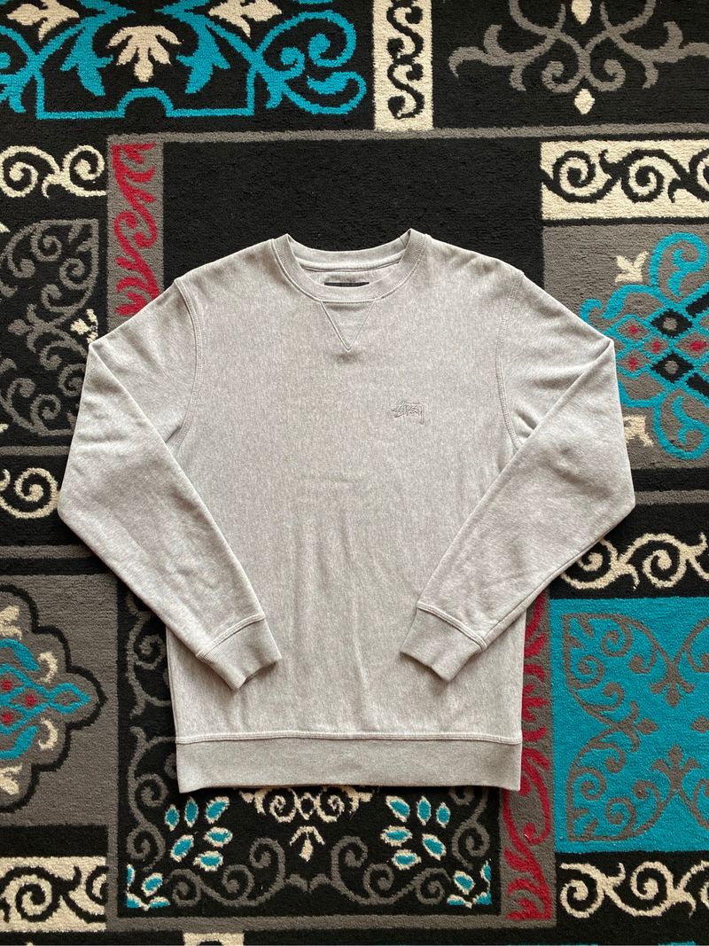 Crewneck Stussy Basic Logo Embroidery, foto 2