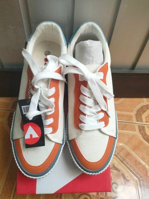 Air walk cewek THEA