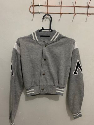 Jaket crop